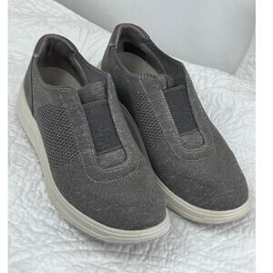 BZees Women's Size 8 Gray Fabric Slip On Vacation Walking Comfort Loafer